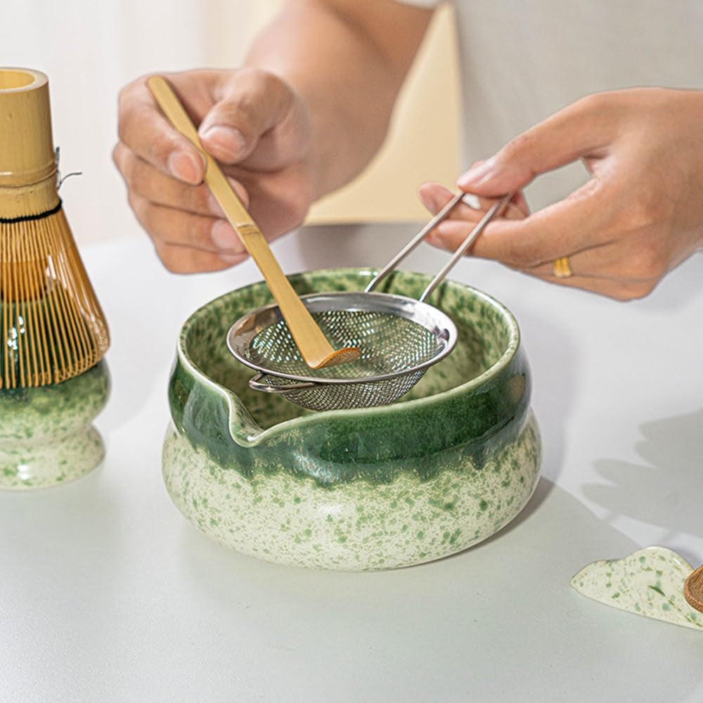 Ceramic Matcha Bowl with Pour Spout, Traditional Handmade Big Belly Kiln Changing Glazed Porcelain Japanese Matcha Tea Mixing Bowl with Gift Box for Whisking Matcha Deep Green
