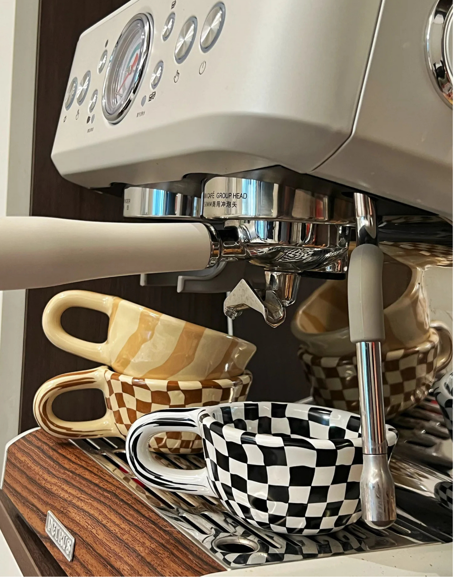 Checkered Retro Coffee Mug