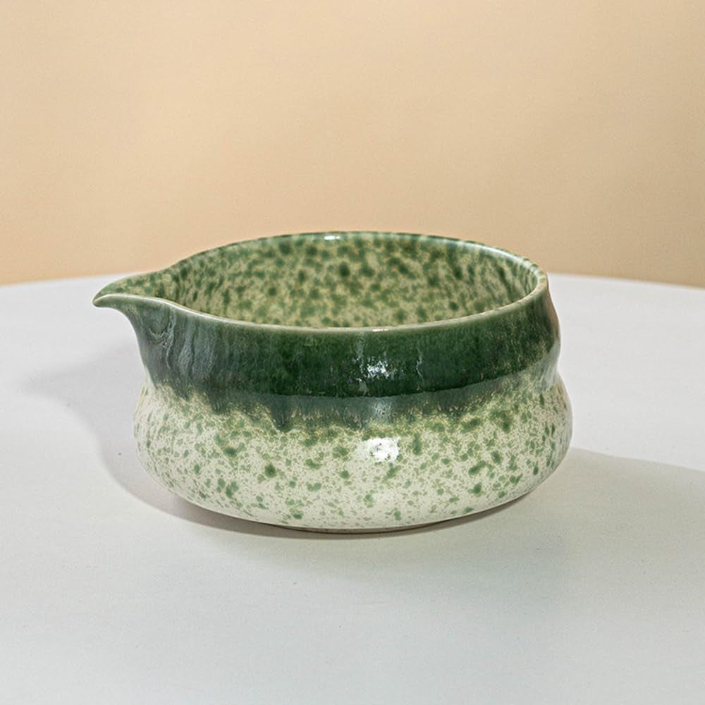 Ceramic Matcha Bowl with Pour Spout, Traditional Handmade Big Belly Kiln Changing Glazed Porcelain Japanese Matcha Tea Mixing Bowl with Gift Box for Whisking Matcha Deep Green